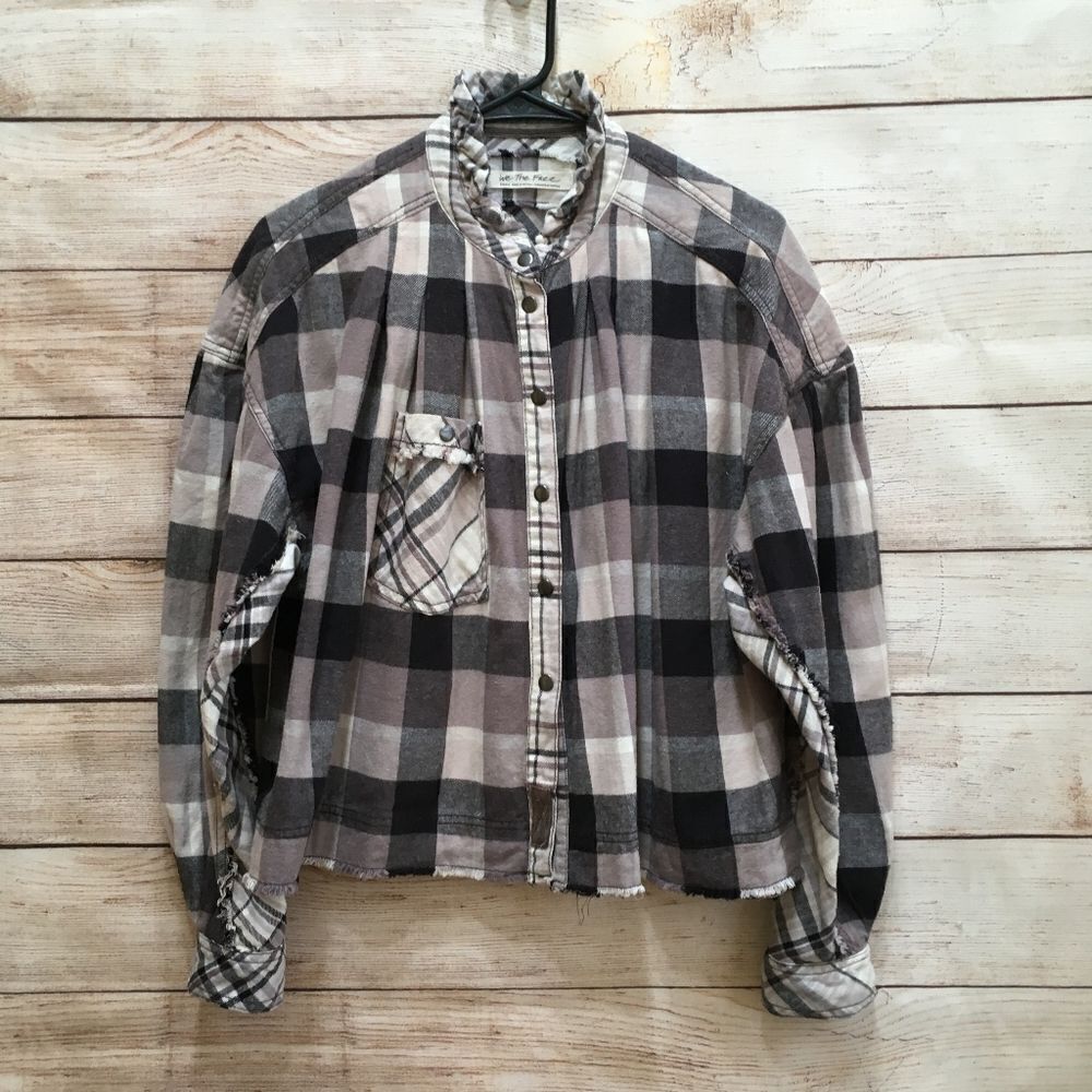 WE THE FREE‎ EMILY FLANNEL OVERSIZED TOP IN CHARCOAL PLAID - Picture 4 of 11